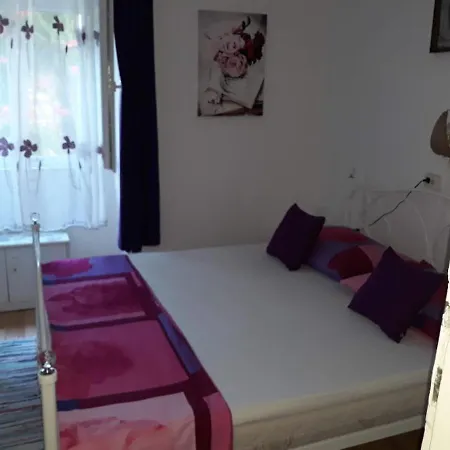 Neda Apartman Murter