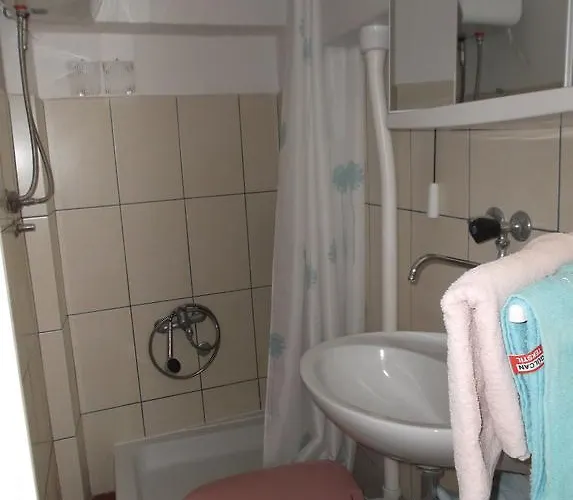 Neda Apartamento Murter