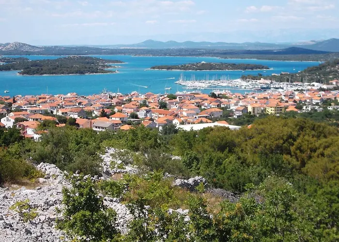 דירה Neda מורטר